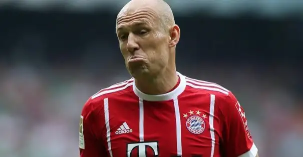 Arjen Robben 2. kez kızardı