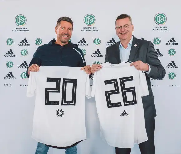 DFB ile Adidas arasındaki sponsorluk sözleşmesi 2026 yılına uzatıldı