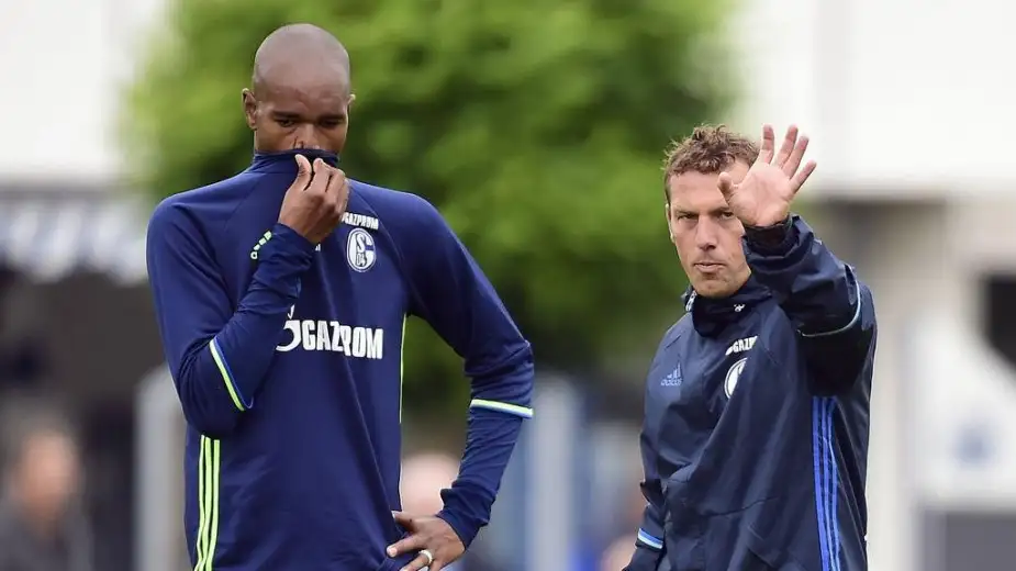 Naldo'dan eski hocası Weinzierl'e veryansın