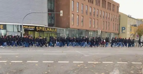 Rostock kentinde taraftarlara polis müdahalesi