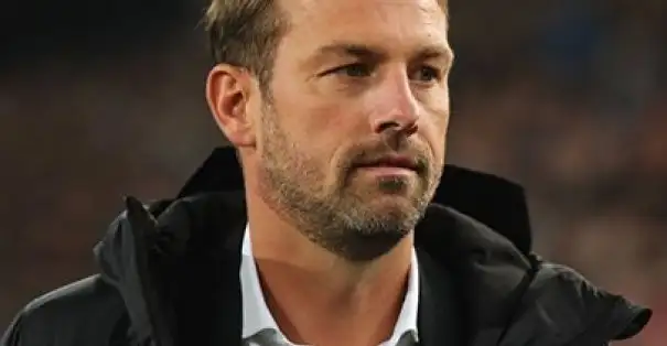 Weinzierl ile Stuttgart bir başka