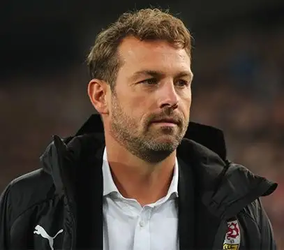 Weinzierl ile Stuttgart bir başka