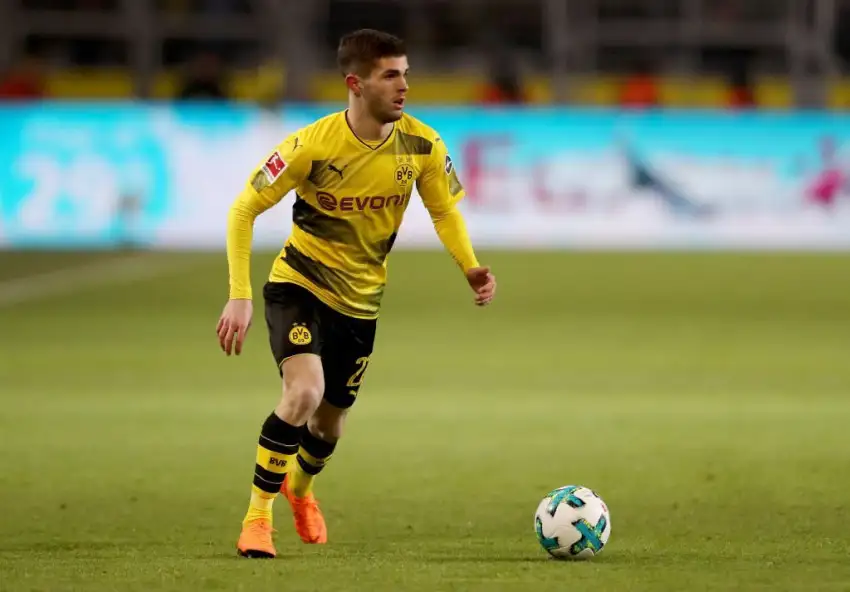 Daily Mail'e göre Chelsea Pulisic'i kadrosuna katmak istiyor