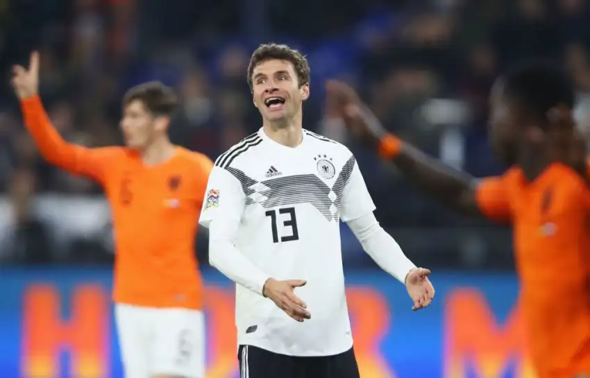 Dün oynanan Hollanda maçında oyuna sonradan giren Thomas Müller 100. milli maçına çıktı