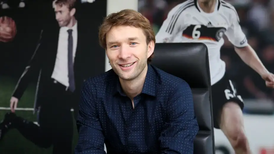 Simon Rolfes Leverkusen'in yeni spor direktörü oldu