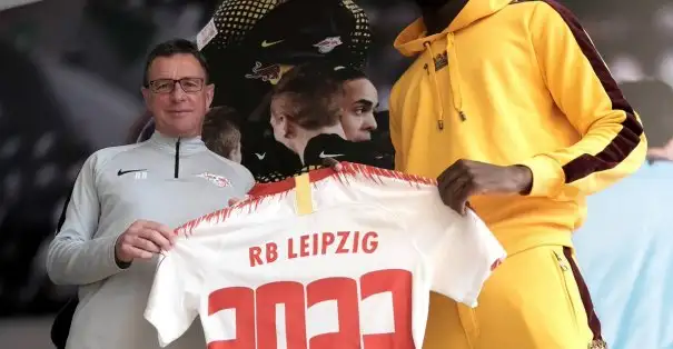 Ibrahima Konate sözleşme yeniledi