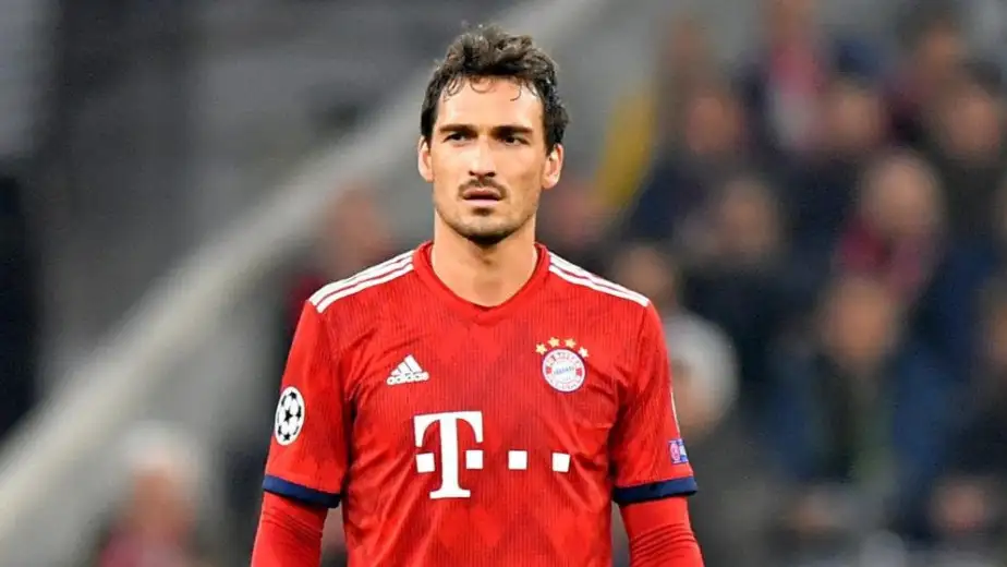 Mats Hummels takımdan ayrılmak istediğini yönetime iletti