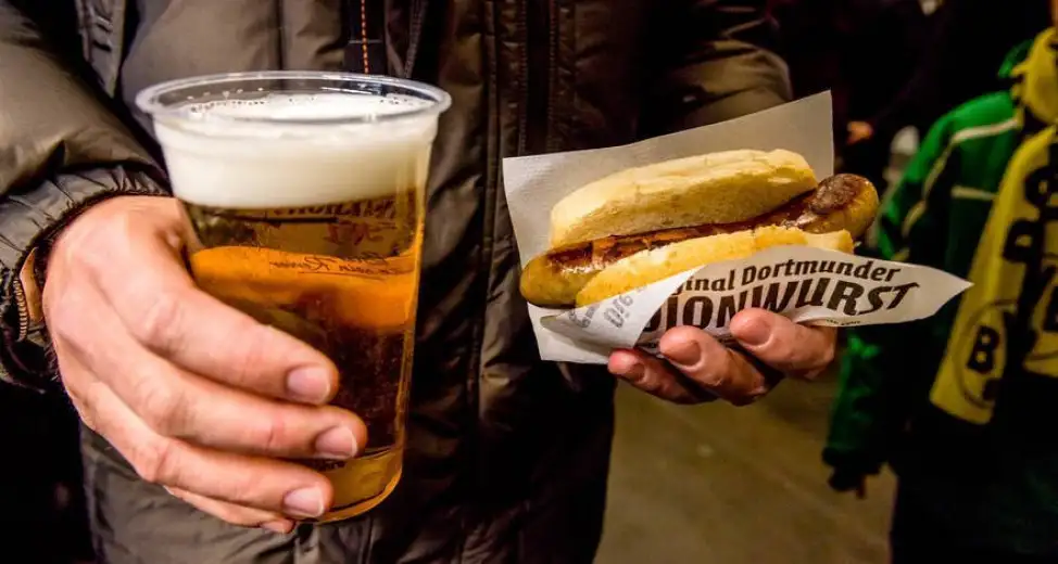 İşte Bundesliga takımları arasında bira&sosisli ikilisini stadyumlarda en ucuz fiyata satan takım