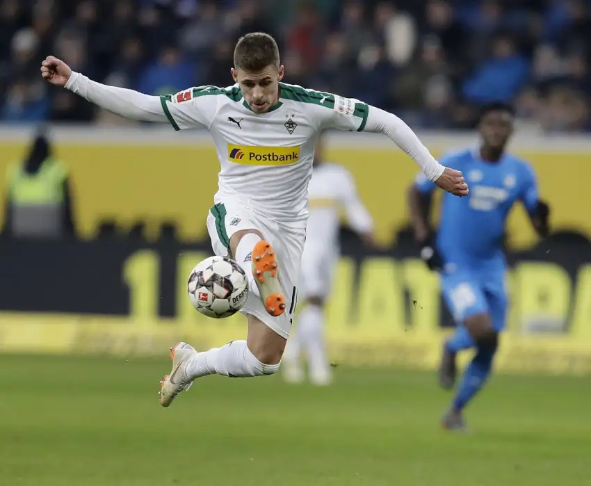 Thorgan Hazard Dortmund'un Hedefinde