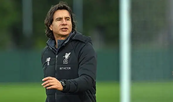 Zeljko Buvac Schalke 04'ün yeni teknik direktörü olabilir