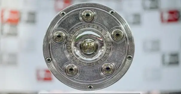 Bundesliga 'da son hafta öncesi şampiyonluk kupası (Meisterschale) nerede olacak ve seremoni nasıl olacak