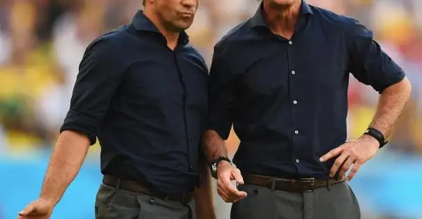 Bayern Münih yardımcı antrenörlük görevine Hans-Dieter Flick'i getirmeyi düşünüyor