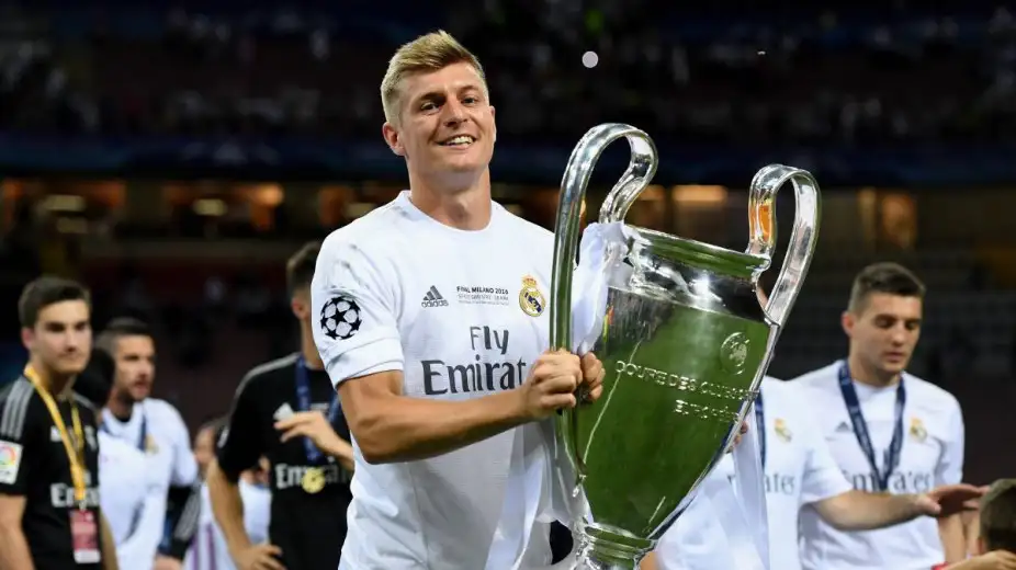 Toni Kroos Real Madrid ile sözleşmesini 2023 yılına kadar uzattı