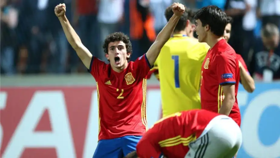 Borussia Dortmund Barcelona U19 takımında forma giyen Mateu Morey'i transfer etti