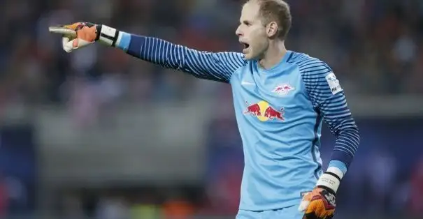 Peter Gulacsi sözleşmesini 1 yıl daha uzattı