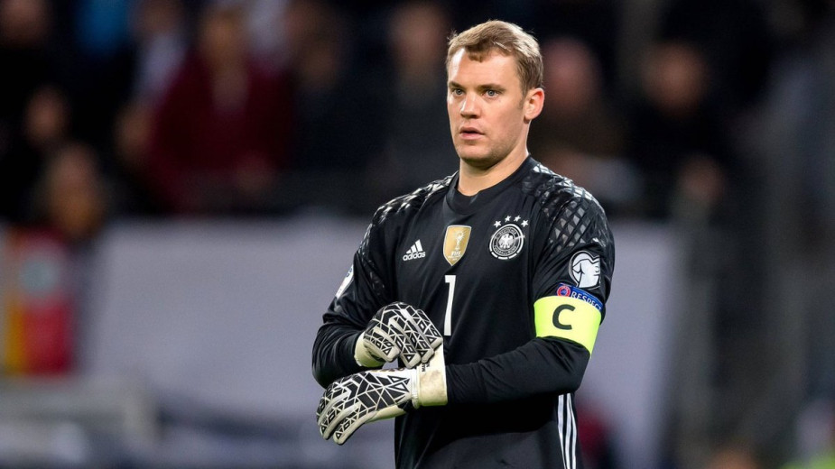 Manuel Neuer 2020 sonrasında milli takımı bırakmayı düşünüyor Manuel Neuer 2020 sonrasında milli takımı bırakmayı düşünüyor