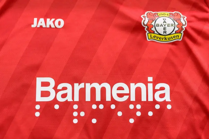 Bayer Leverkusen RB Leipzig maçına özel formayla çıkacak