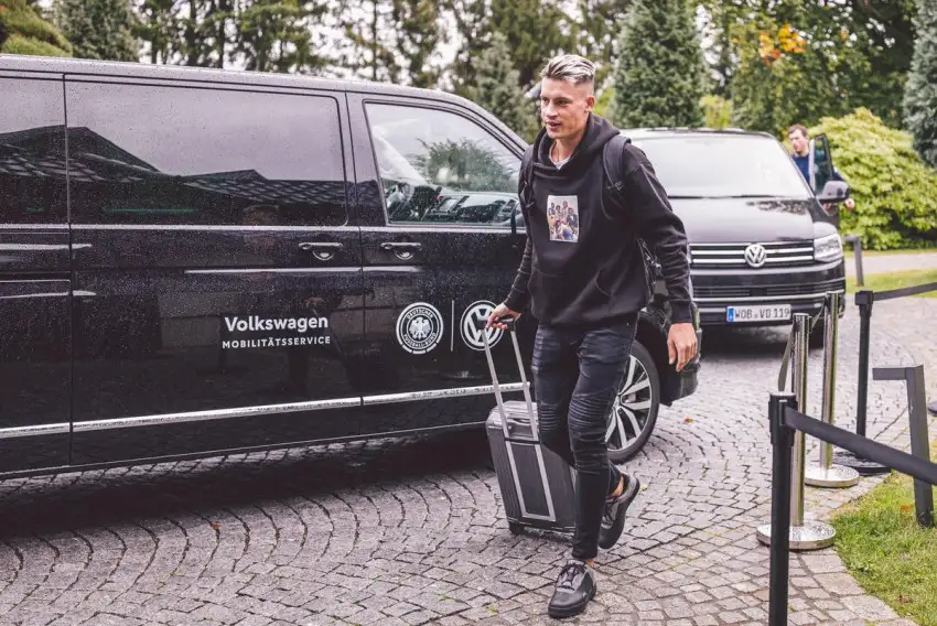 Robin Koch ve Sebastian Rudy kampa katıldı