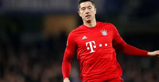 Robert Lewandowski'den kötü haber!