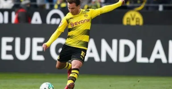 Mario Götze Dortmund'dan ayrılacağını açıkladı