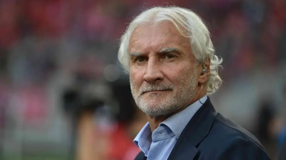 Alman futbolu efsanelerinden Rudi Völler 60. yaş gününü kutluyor