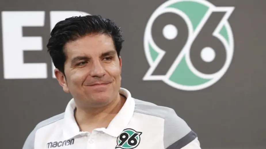  Hannover Kenan Koçak ile 2023'e kadar sözleşme uzattı