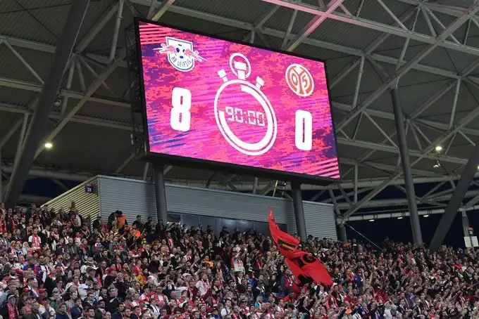 Bugün saat 16:30'da Mainz RB Leipzig'i ağırlayacak