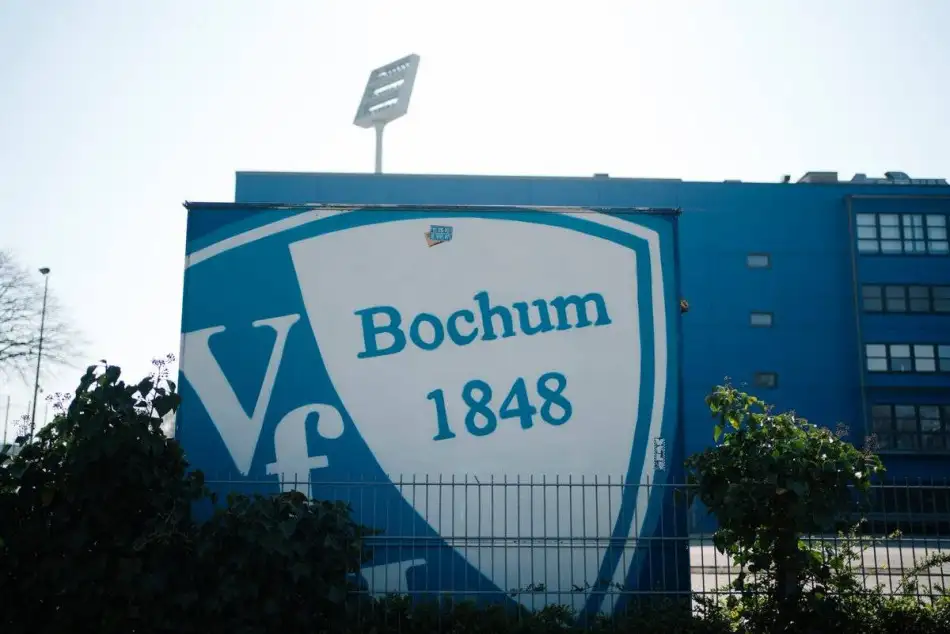 Bochum kulübü yaptığı duyuru ile takımdan bir kişinin #COVID19 testi pozitif çıktı