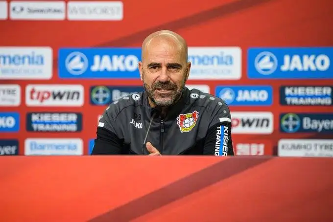 Peter Bosz: "Havertz ve Volland'ın tekrar bizimle antrenman yapmasını beklemiyorum"