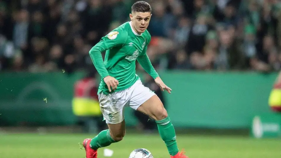 Aston Villa Werder Bremen'in yıldızı Milot Rashica için 18M &euro;'luk bir teklif hazırlıyor