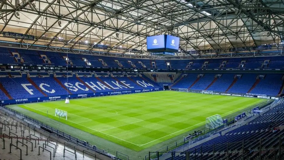 Schalke 04 - Werder Bremen maçına bölgedeki vakaların yüksek olması sebebiyle seyirci alınmayacak