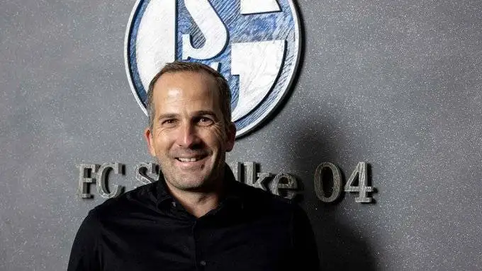 Manuel Baum resmen Schalke 04'ün teknik direktörü!