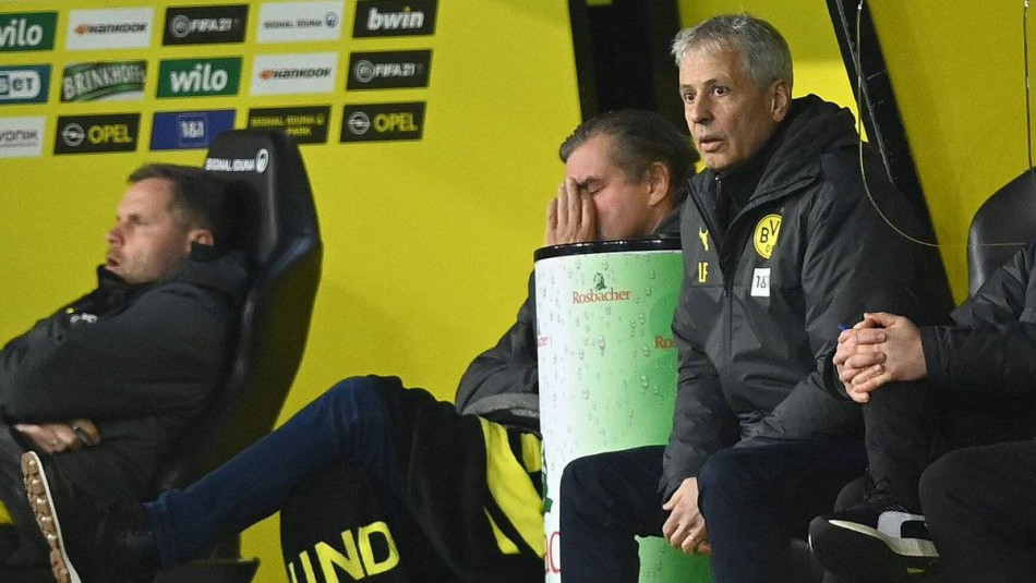 Borussia Dortmund yönetimi Lucien Favre'nin görevine son verdi Borussia Dortmund yönetimi Lucien Favre'nin görevine son verdi