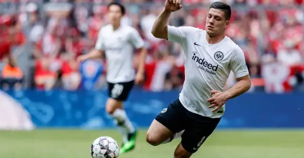 Eintracht Frankfurt Luka Jovic'i sezon sonuna kadar kiralamaya çok yakın