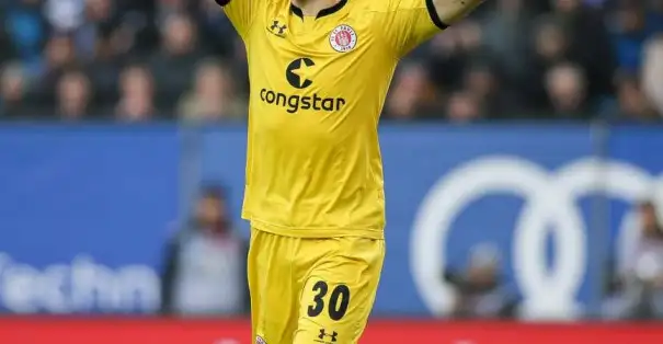 Robin Himmelmann St. Pauli'den ayrıldı