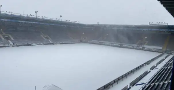 A. Bielefeld -  W. Bremen maçı yoğun kar yağışı nedeniyle ertelendi