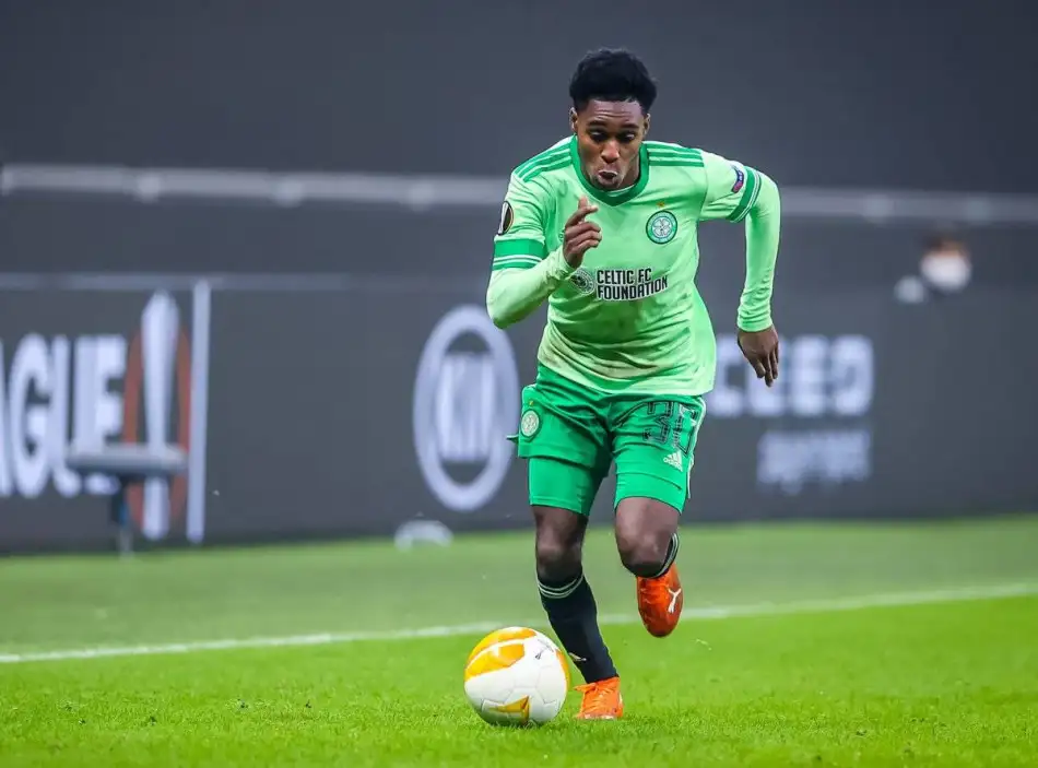 Bayer Leverkusen sağ bek Jeremie Frimpong'u transfer etti