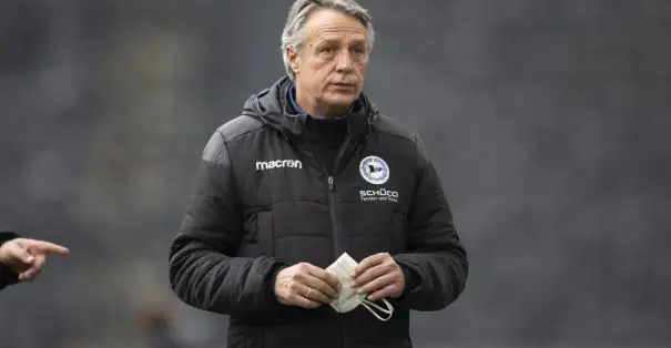 Arminia Bielefeld teknik direktör Uwe Neuhaus'un görevine son verdi
