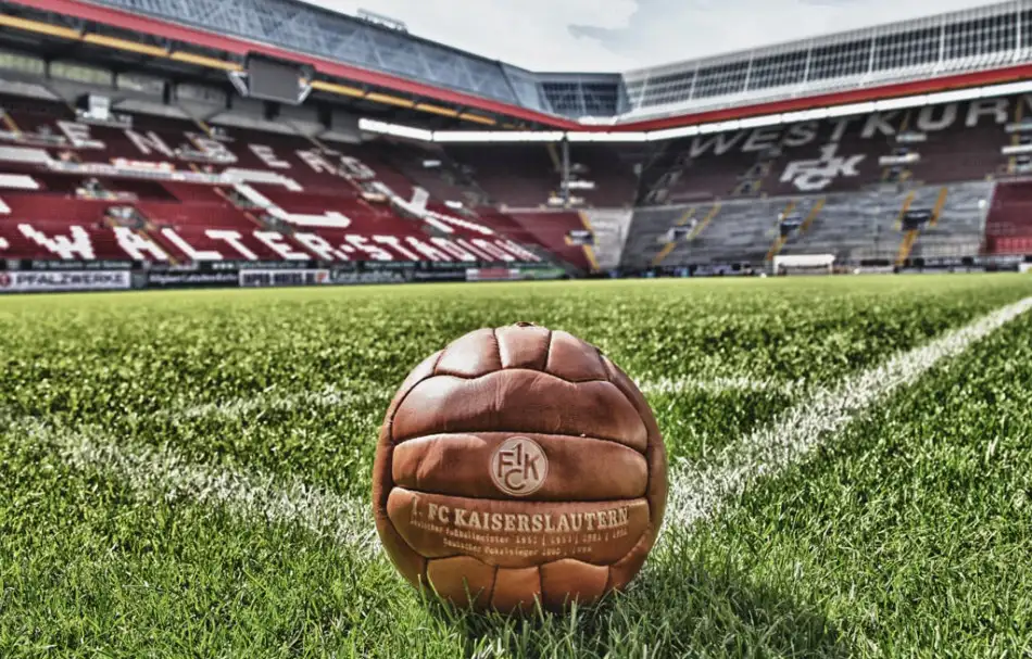 Küçük şehrin büyük takımı: 1. FC Kaiserslautern