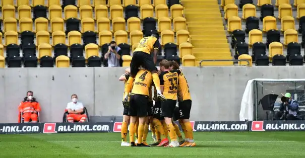 Dynamo Dresden 2. Bundesliga'da!