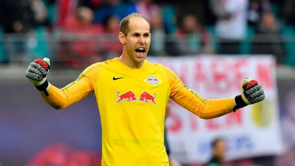 Peter Gulacsi RB Leipzig'le 2025'e kadar geçerli olacak yeni bir sözleşme imzaladı