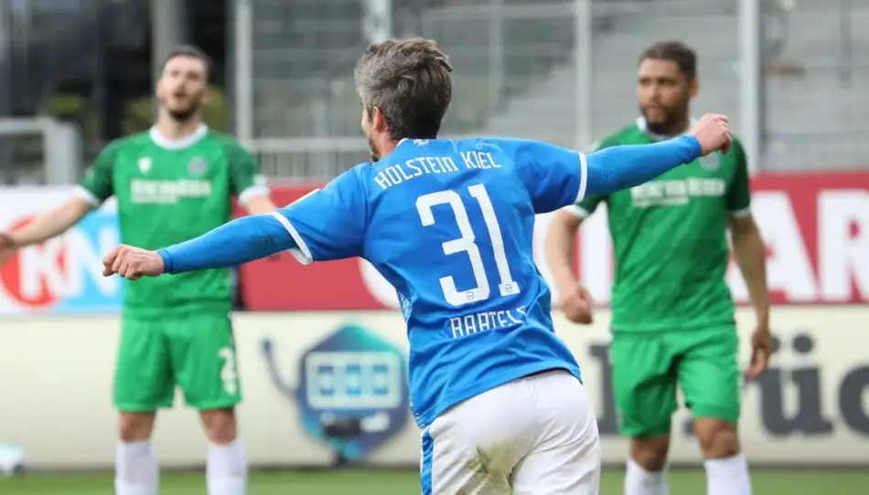 Holstein Kiel gümbür gümbür geliyor!