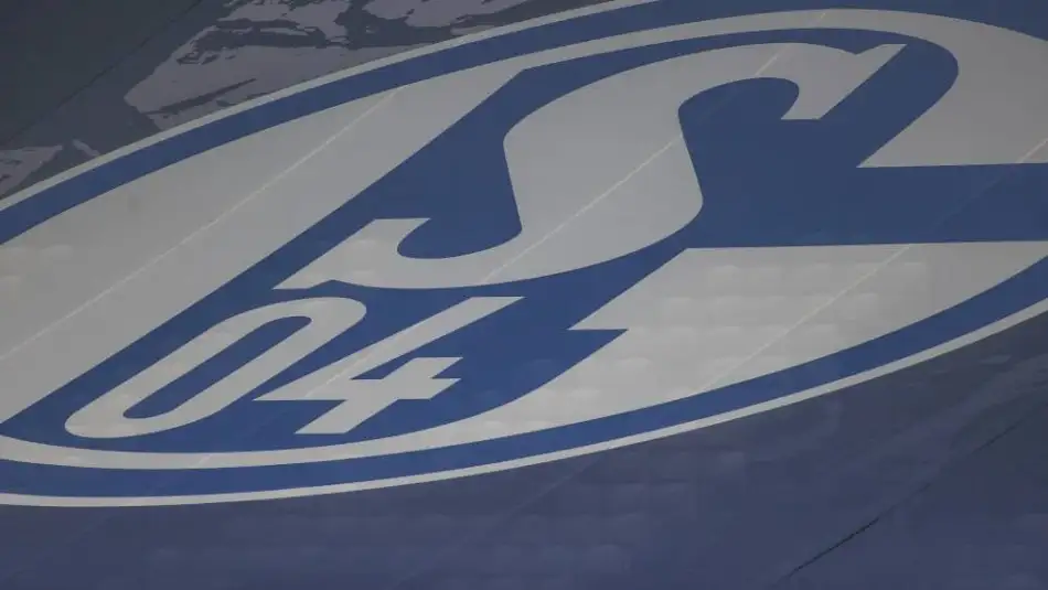 Schalke 04 bir futbolcunun COVID19 pozitif çıktığını duyurdu