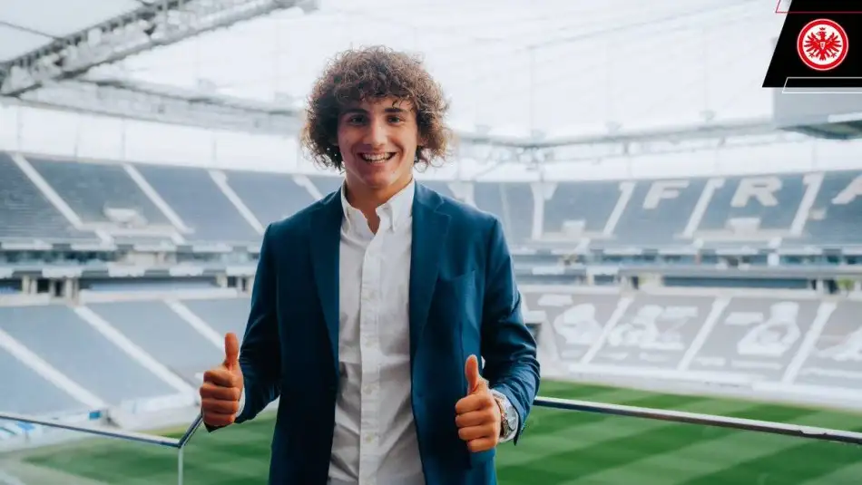 Eintracht Frankfurt 17 yaşındaki Fabio Blanco'yu bedelsiz olarak transfer etti