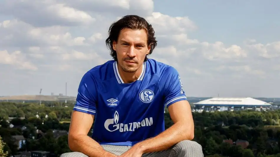 Benjamin Stambouli Schalke 04'e veda etti