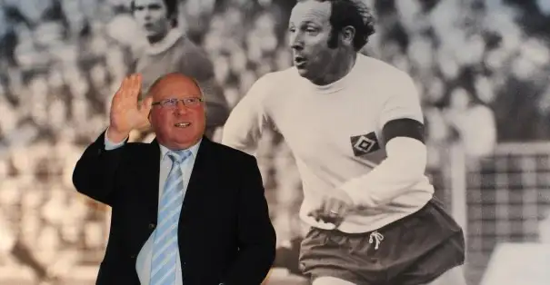 Kusursuz Bir Gol Makinesi: Uwe Seeler