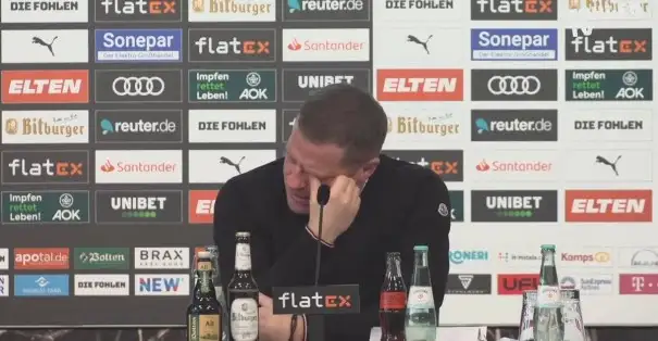 Max Eberl gözyaşlarını tutamıyor