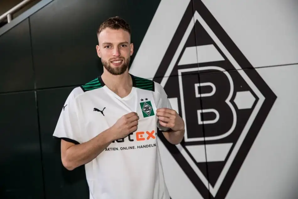 Borussia Mönchengladbach Marvin Friedrich ile anlaşma sağladı