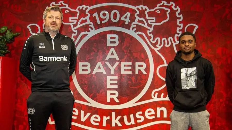 Bayer Leverkusen 16 yaşındaki Jardell Kanga'yı transfer etti