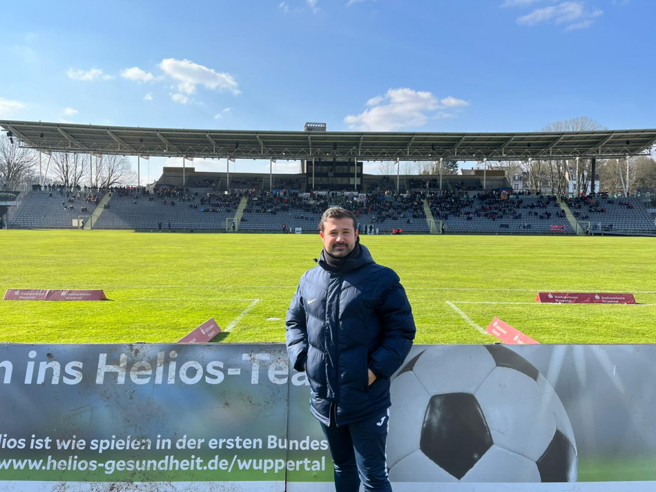 Türkiye'den Bundesliga'ya uzanan yolculuk: Nadir Sönmez Türkiye'den Bundesliga'ya uzanan yolculuk: Nadir Sönmez